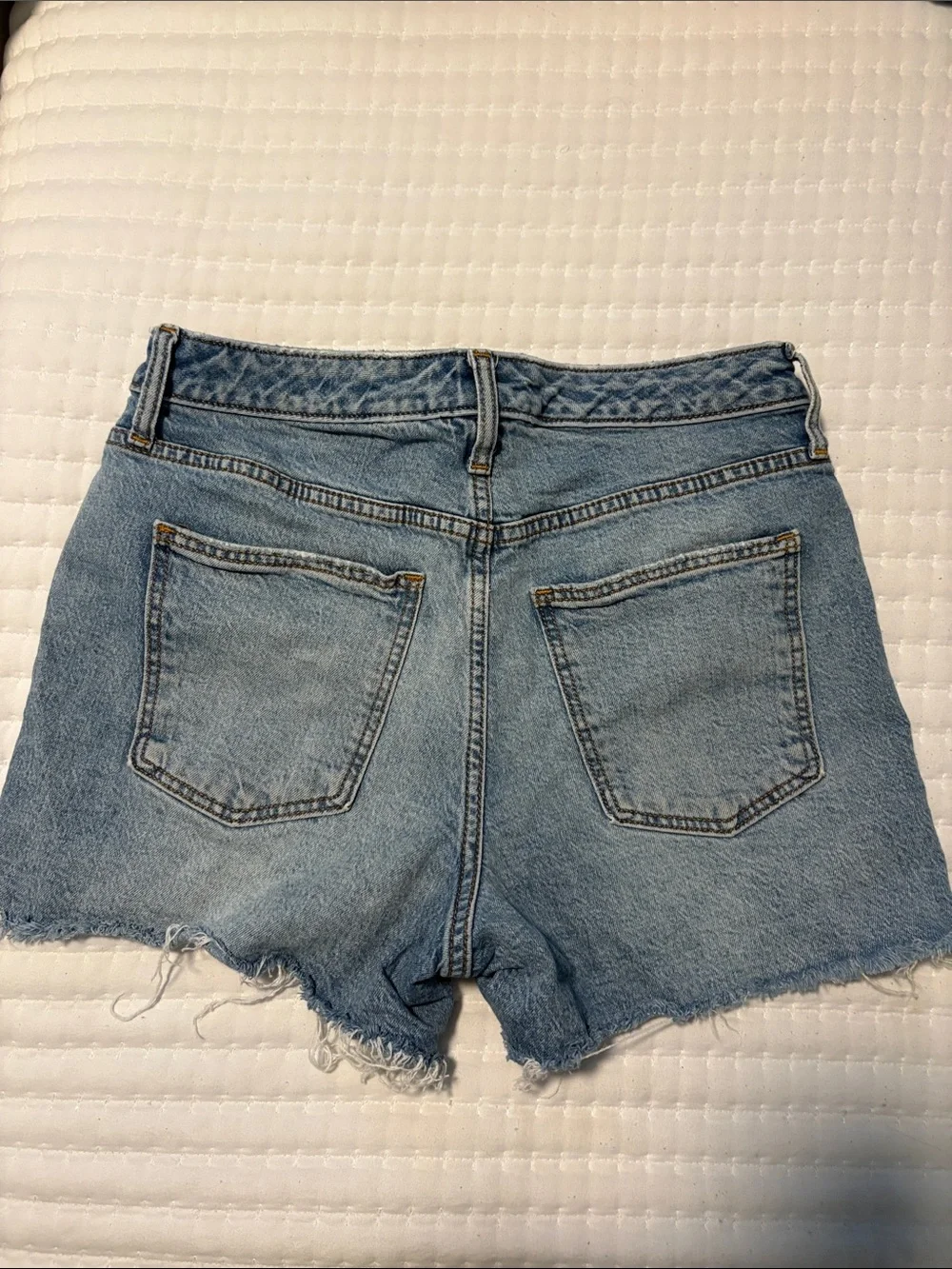 Universal Thread Vintage Midi Light Blue Denim Shorts